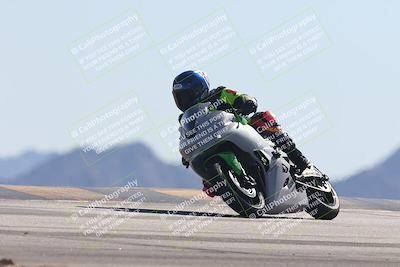 media/Oct-30-2025-Racers Edge (Thu) [[dabbdaf680]]/3-B Group/Session 4 Turn 9/